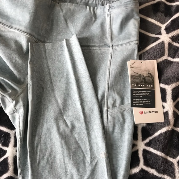 Lululemon Tights Tie Dye - Picture 3 of 8